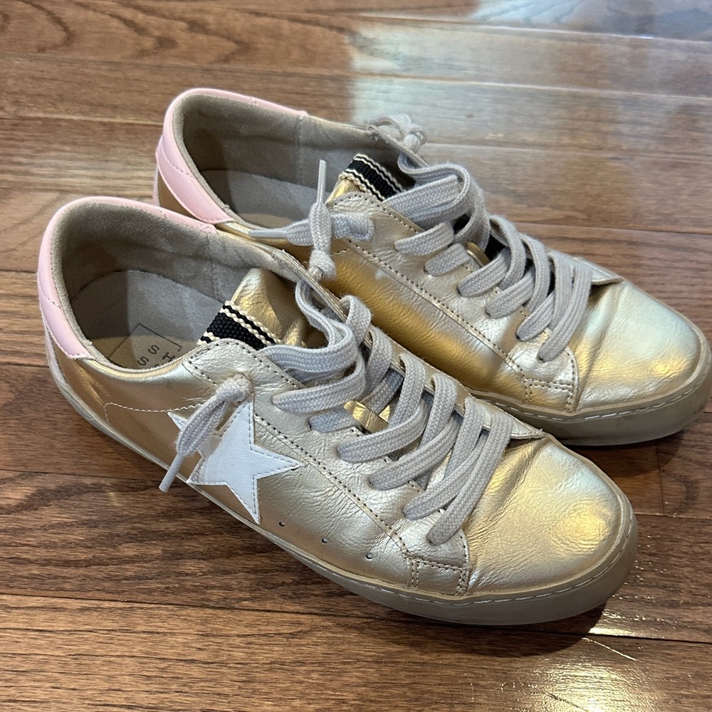 Boutique Gold Sneakers with Pink and White Accents